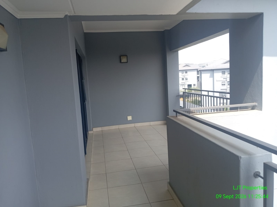 To Let 1 Bedroom Property for Rent in Modderfontein Gauteng