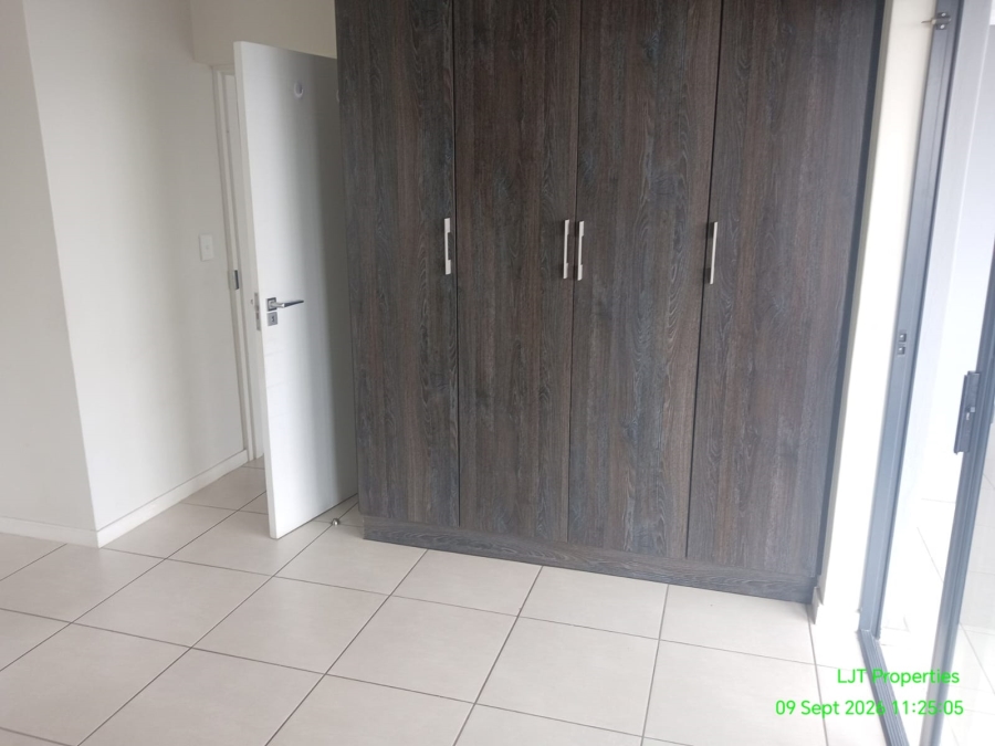 To Let 1 Bedroom Property for Rent in Modderfontein Gauteng