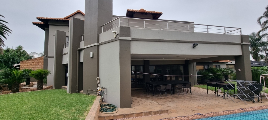 6 Bedroom Property for Sale in Sunward Park Gauteng