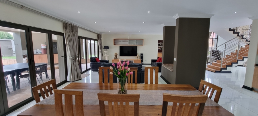 6 Bedroom Property for Sale in Sunward Park Gauteng