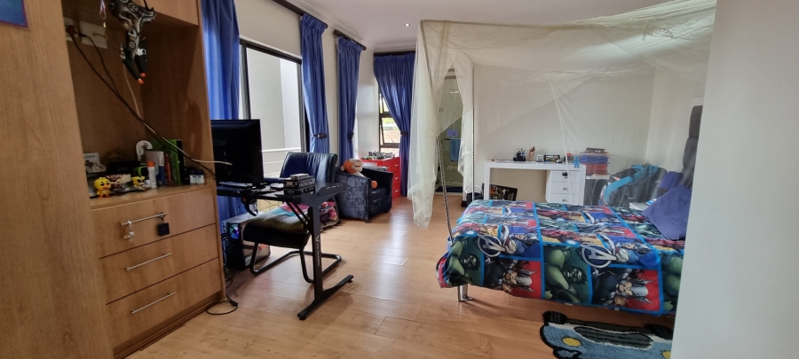 6 Bedroom Property for Sale in Sunward Park Gauteng