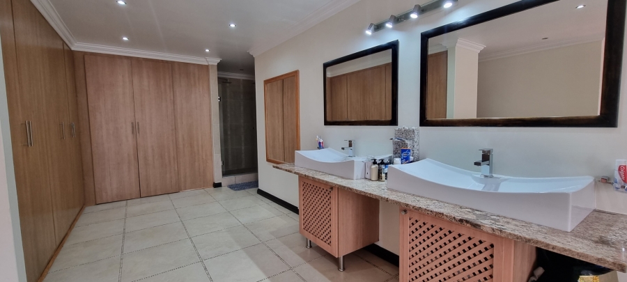 6 Bedroom Property for Sale in Sunward Park Gauteng