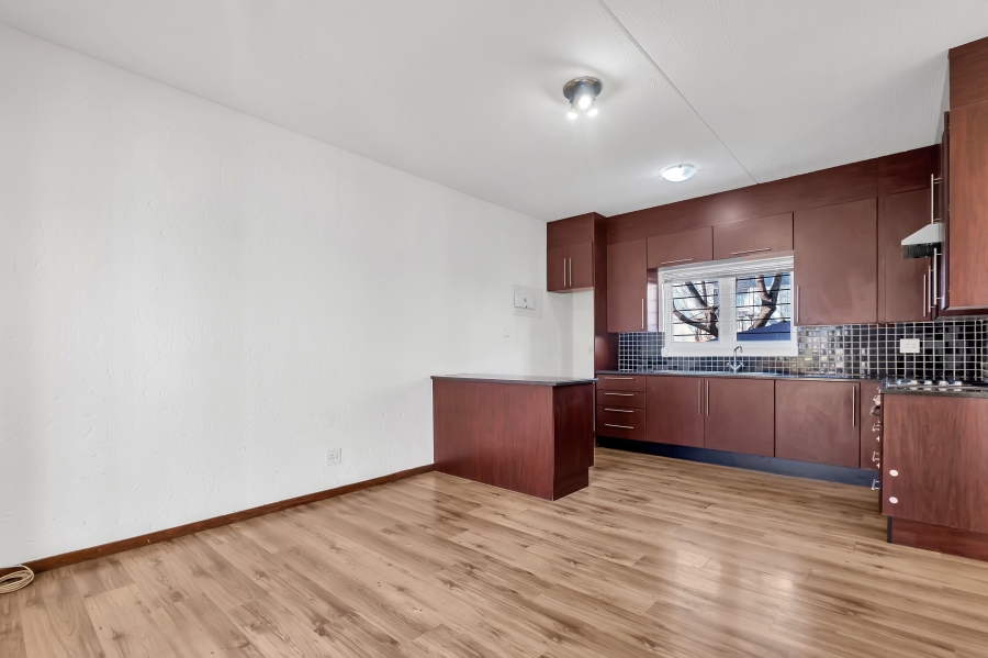 1 Bedroom Property for Sale in Westdene Gauteng