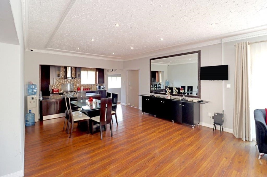 4 Bedroom Property for Sale in Marais Steyn Park Gauteng