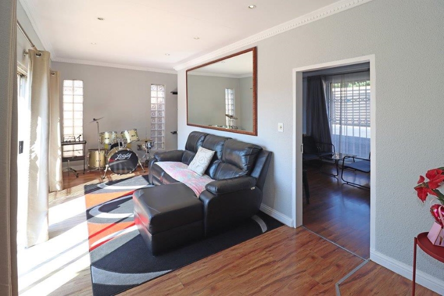 4 Bedroom Property for Sale in Marais Steyn Park Gauteng