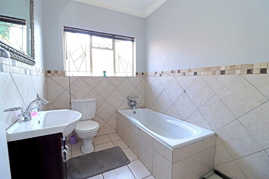 4 Bedroom Property for Sale in Marais Steyn Park Gauteng