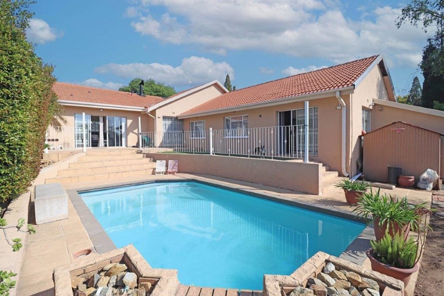 4 Bedroom Property for Sale in Marais Steyn Park Gauteng