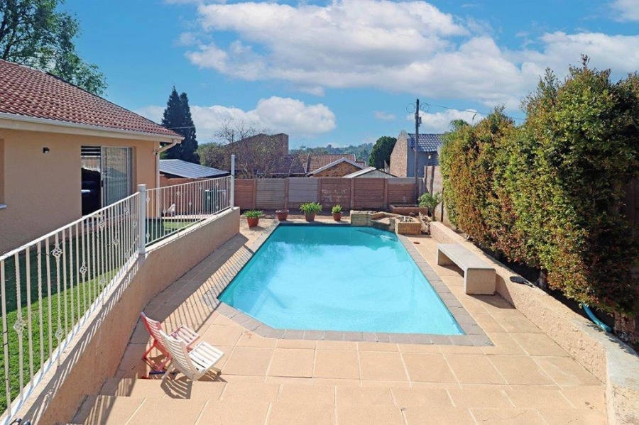 4 Bedroom Property for Sale in Marais Steyn Park Gauteng