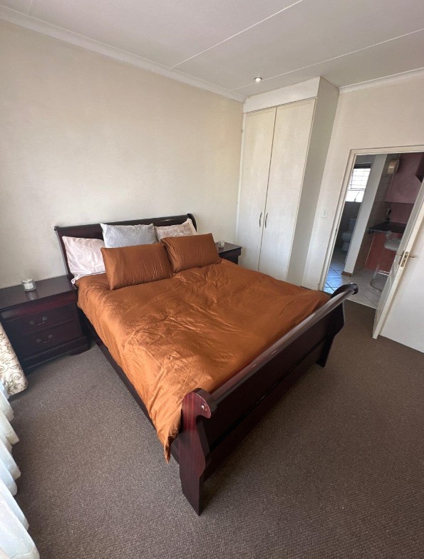 2 Bedroom Property for Sale in Liefde en Vrede Gauteng