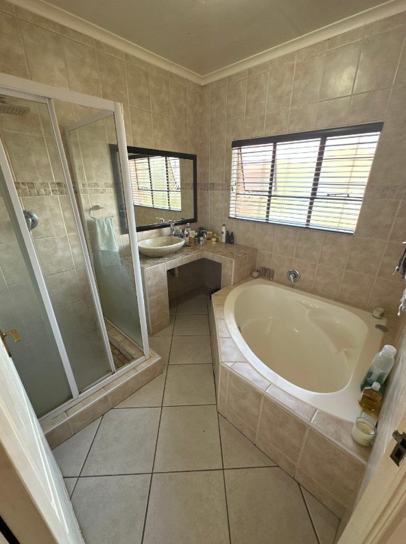 2 Bedroom Property for Sale in Liefde en Vrede Gauteng