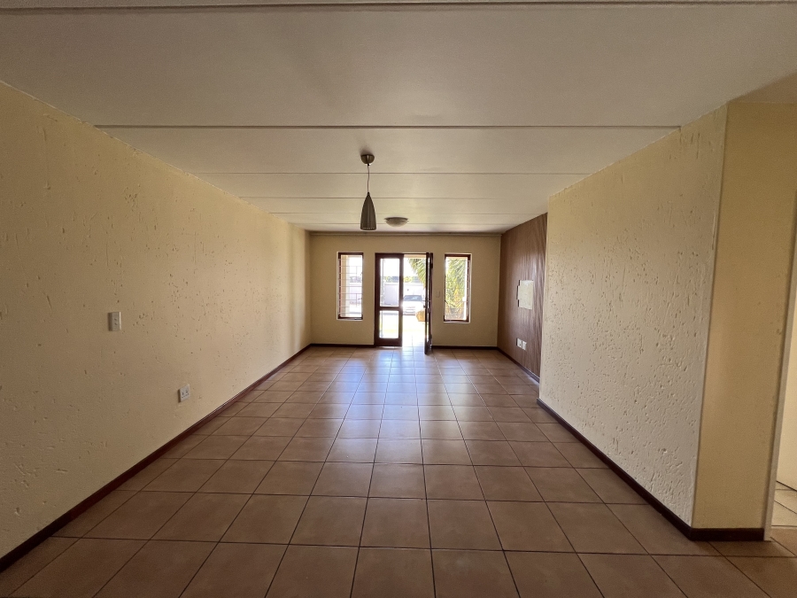 To Let 2 Bedroom Property for Rent in Meyersdal Gauteng