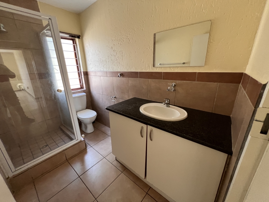 To Let 2 Bedroom Property for Rent in Meyersdal Gauteng