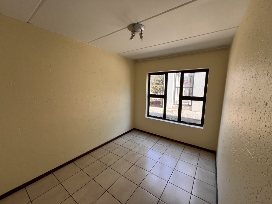 To Let 2 Bedroom Property for Rent in Meyersdal Gauteng