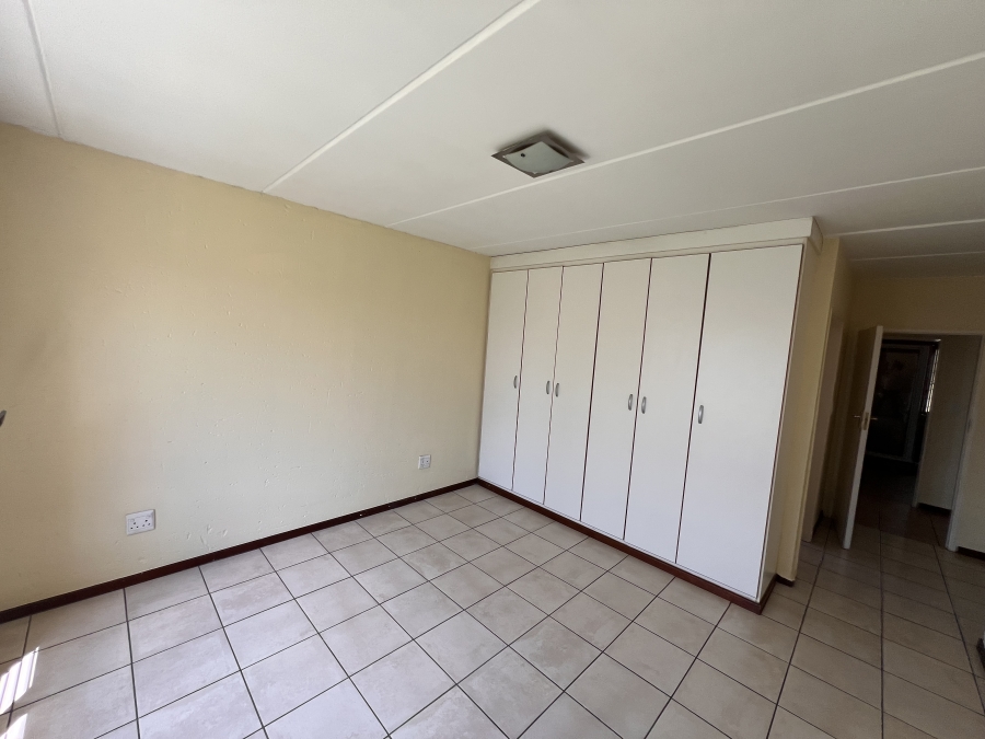 To Let 2 Bedroom Property for Rent in Meyersdal Gauteng