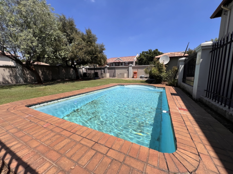 To Let 2 Bedroom Property for Rent in Meyersdal Gauteng