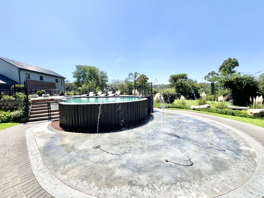 To Let 2 Bedroom Property for Rent in Carlswald Estate Gauteng
