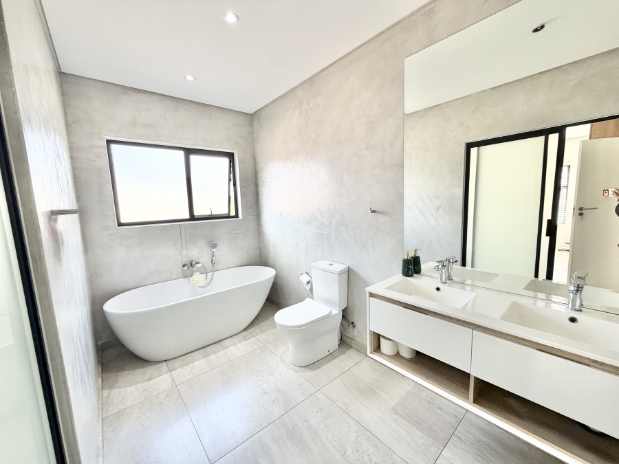To Let 2 Bedroom Property for Rent in Carlswald Estate Gauteng