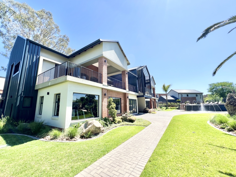 To Let 2 Bedroom Property for Rent in Carlswald Estate Gauteng