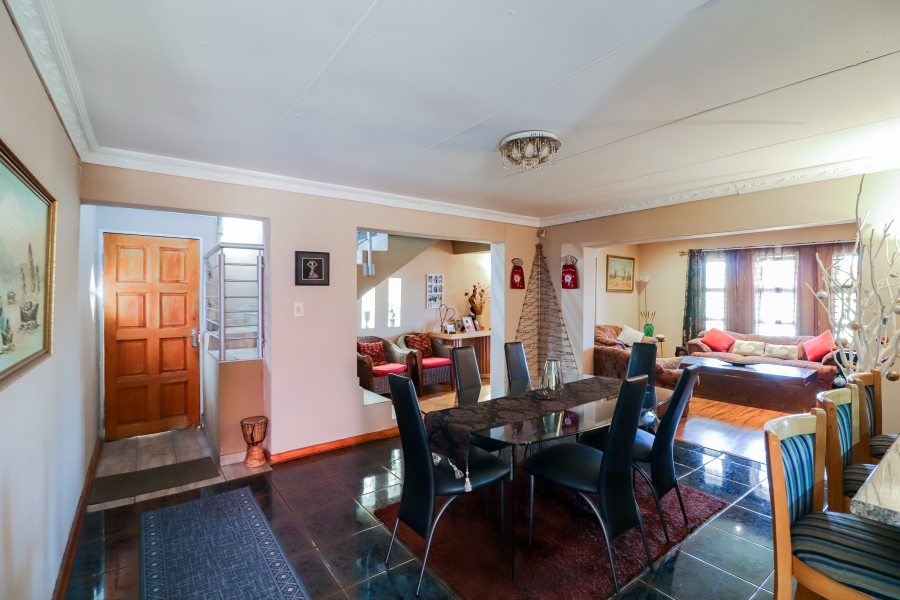 4 Bedroom Property for Sale in Lenasia South Gauteng