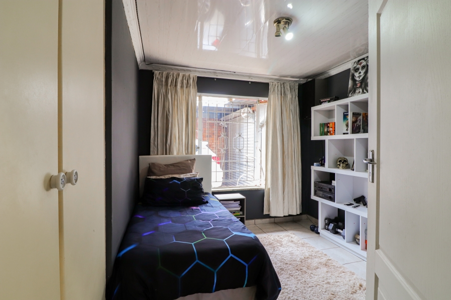 4 Bedroom Property for Sale in Lenasia South Gauteng