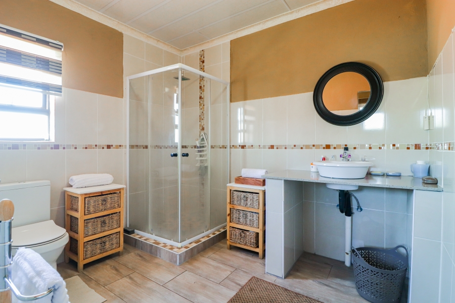 4 Bedroom Property for Sale in Lenasia South Gauteng