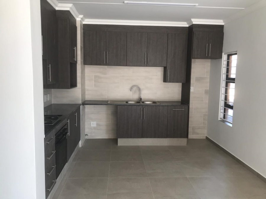 To Let 2 Bedroom Property for Rent in Bryanston Gauteng