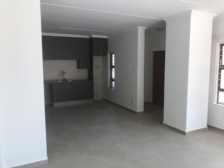 To Let 2 Bedroom Property for Rent in Bryanston Gauteng