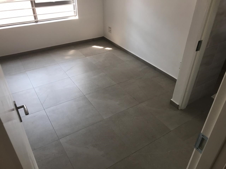 To Let 2 Bedroom Property for Rent in Bryanston Gauteng