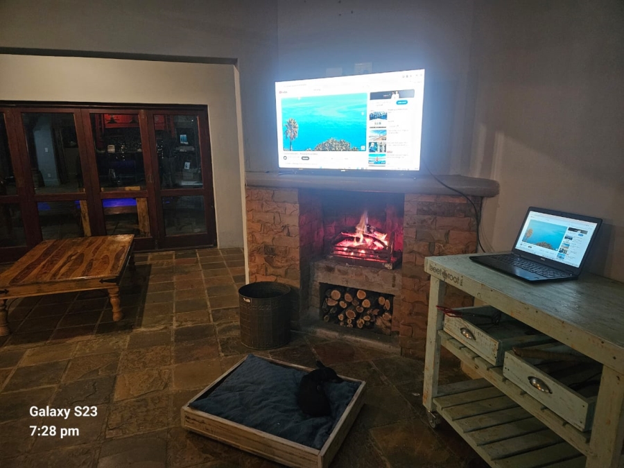 5 Bedroom Property for Sale in Mooiplaats Gauteng