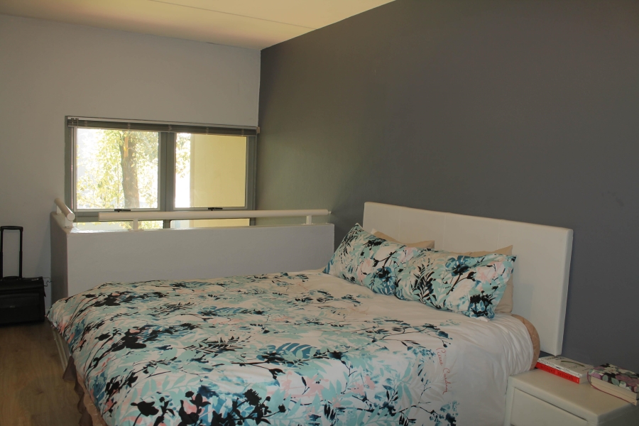 To Let 2 Bedroom Property for Rent in Sandown Gauteng