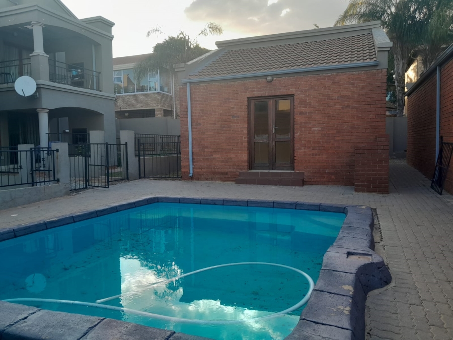 To Let 0 Bedroom Property for Rent in Little Falls Gauteng