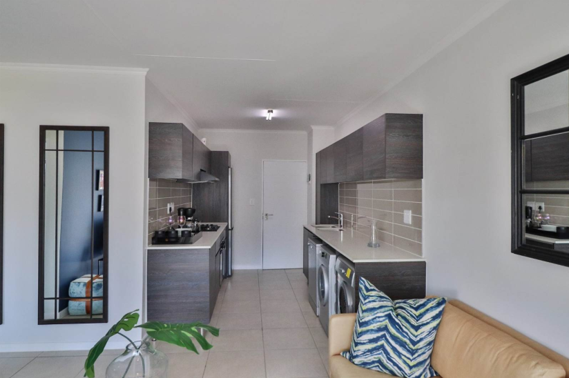 To Let 1 Bedroom Property for Rent in Olivedale Gauteng