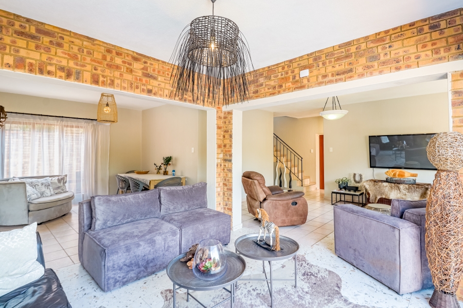 3 Bedroom Property for Sale in Silver Lakes Golf Estate Gauteng