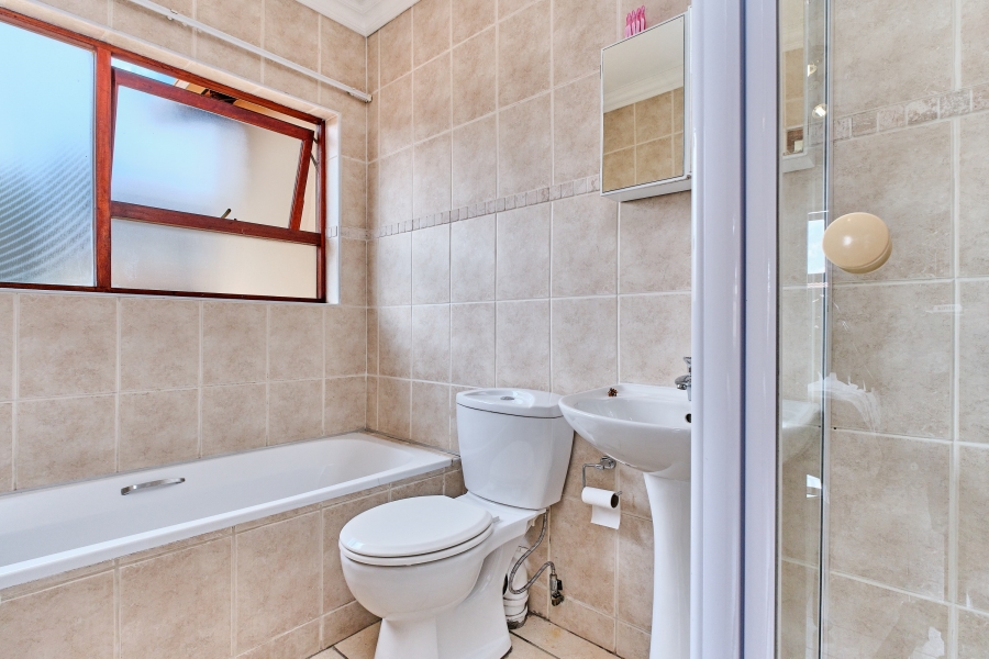 3 Bedroom Property for Sale in Kyalami Hills Gauteng