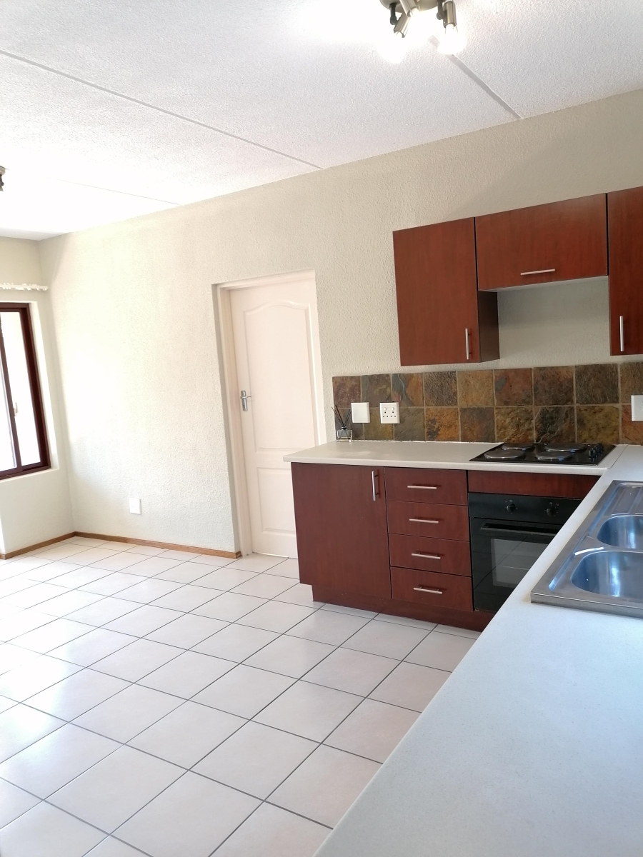 2 Bedroom Property for Sale in Honeydew Gauteng
