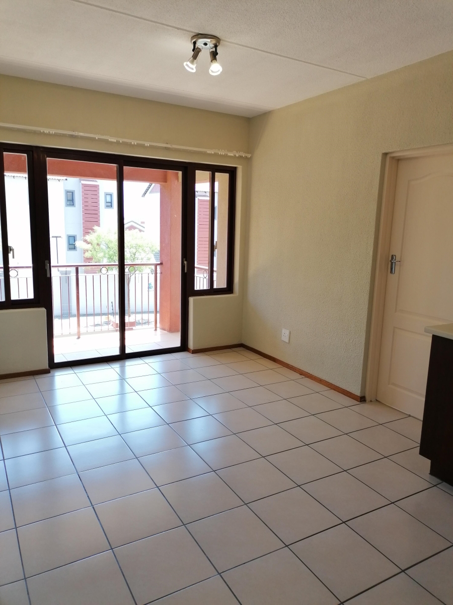 2 Bedroom Property for Sale in Honeydew Gauteng