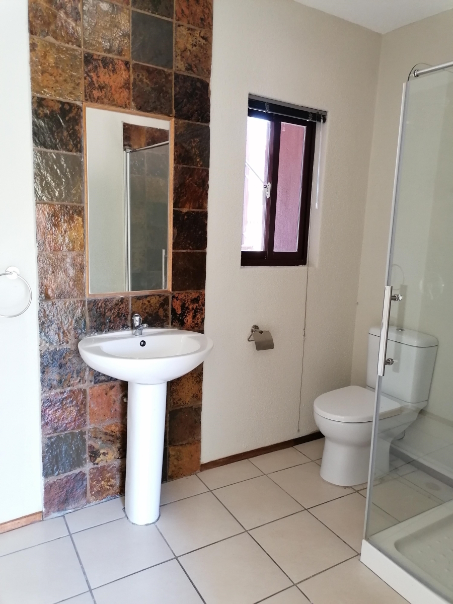 2 Bedroom Property for Sale in Honeydew Gauteng