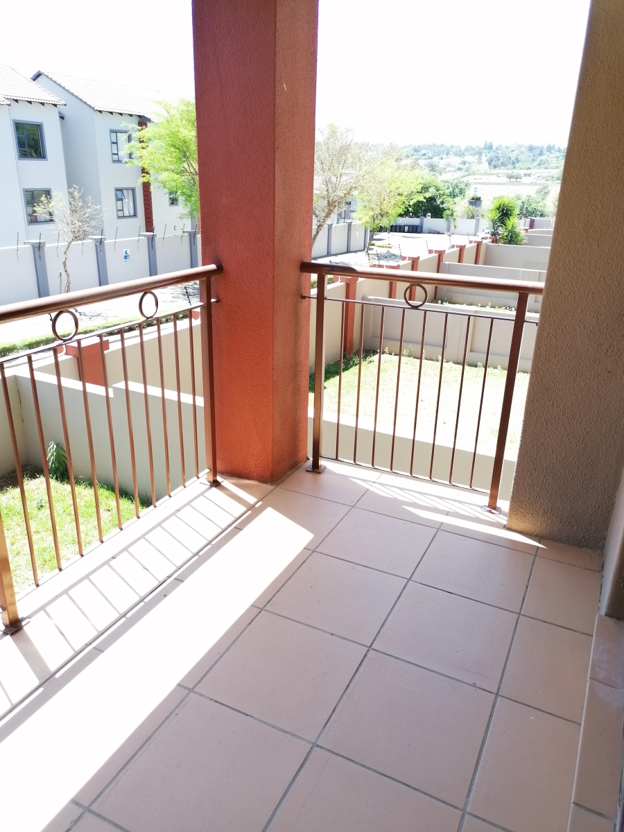 2 Bedroom Property for Sale in Honeydew Gauteng