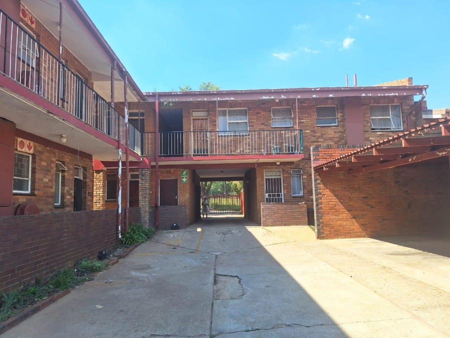 To Let 2 Bedroom Property for Rent in Birchleigh Gauteng