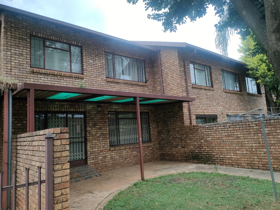 2 Bedroom Property for Sale in Silverton Gauteng