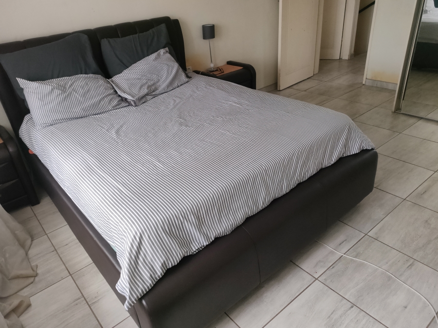 2 Bedroom Property for Sale in Silverton Gauteng