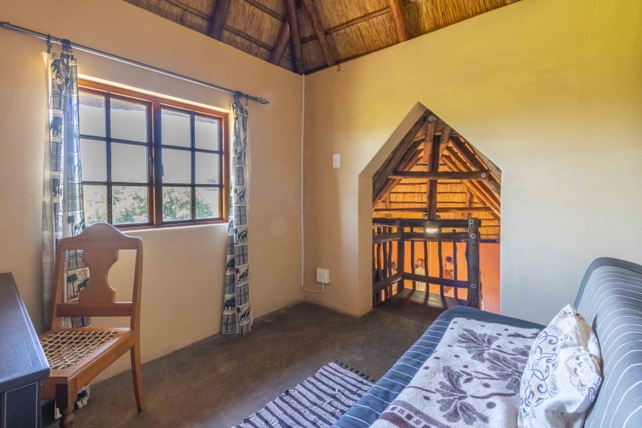 8 Bedroom Property for Sale in Mooilande Gauteng