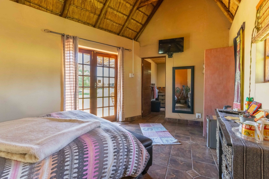 8 Bedroom Property for Sale in Mooilande Gauteng