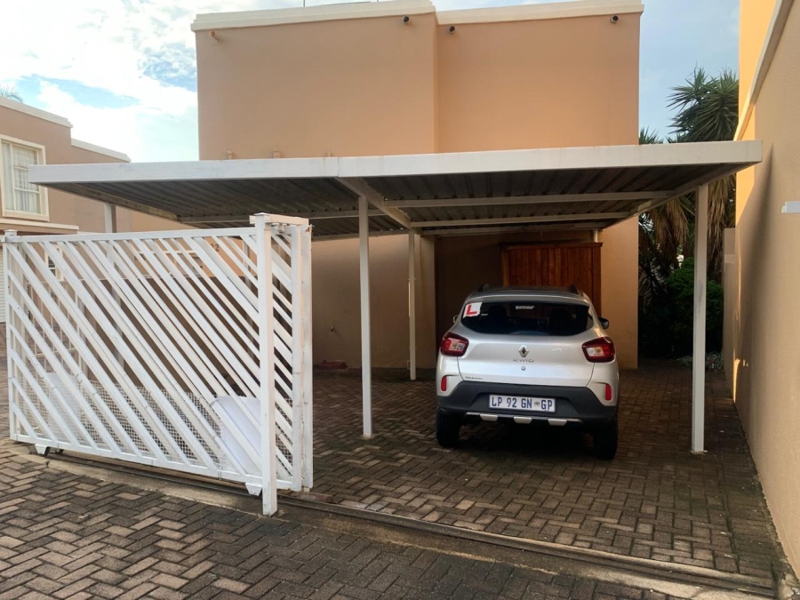 To Let 2 Bedroom Property for Rent in Radiokop Gauteng