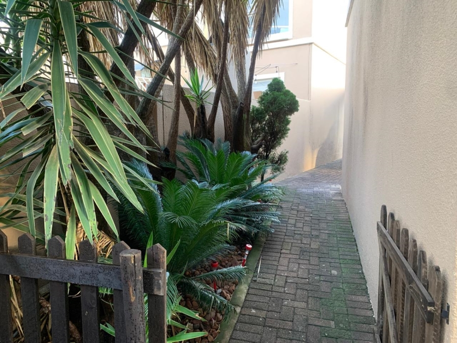 To Let 2 Bedroom Property for Rent in Radiokop Gauteng