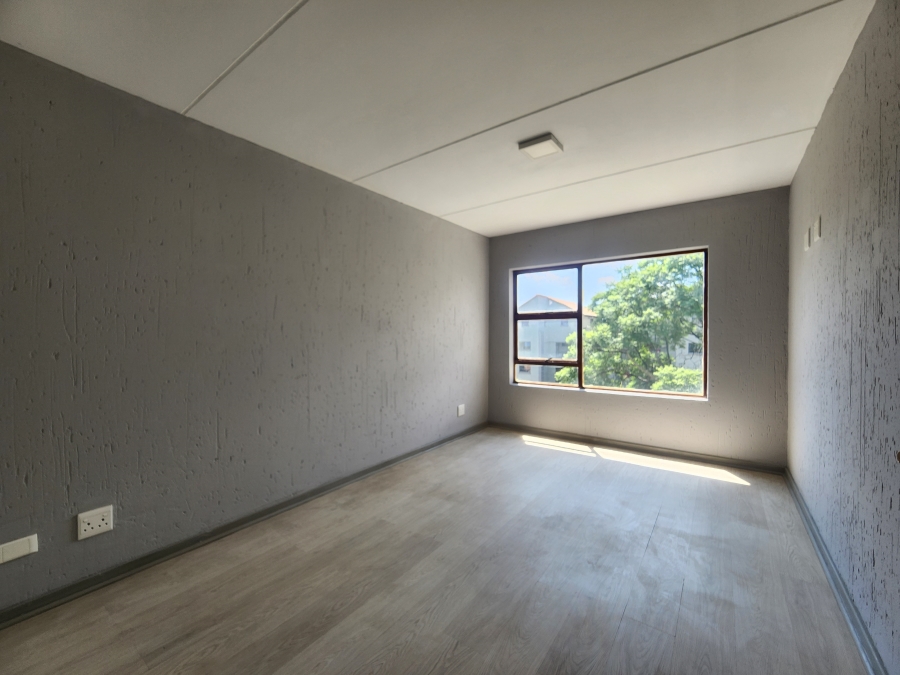 2 Bedroom Property for Sale in Paulshof Gauteng