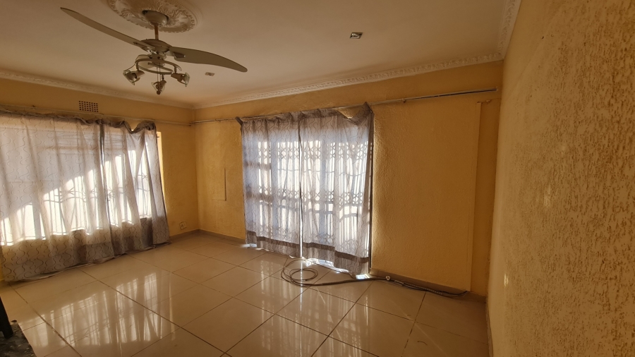 To Let 3 Bedroom Property for Rent in Minnebron Gauteng