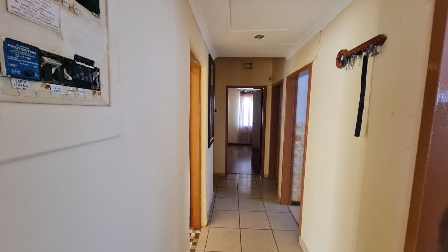 To Let 3 Bedroom Property for Rent in Minnebron Gauteng