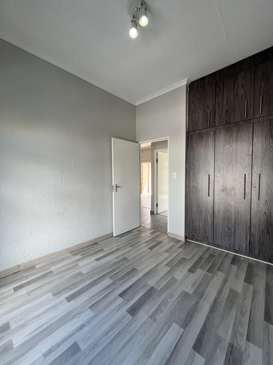 2 Bedroom Property for Sale in Montgomery Park Gauteng
