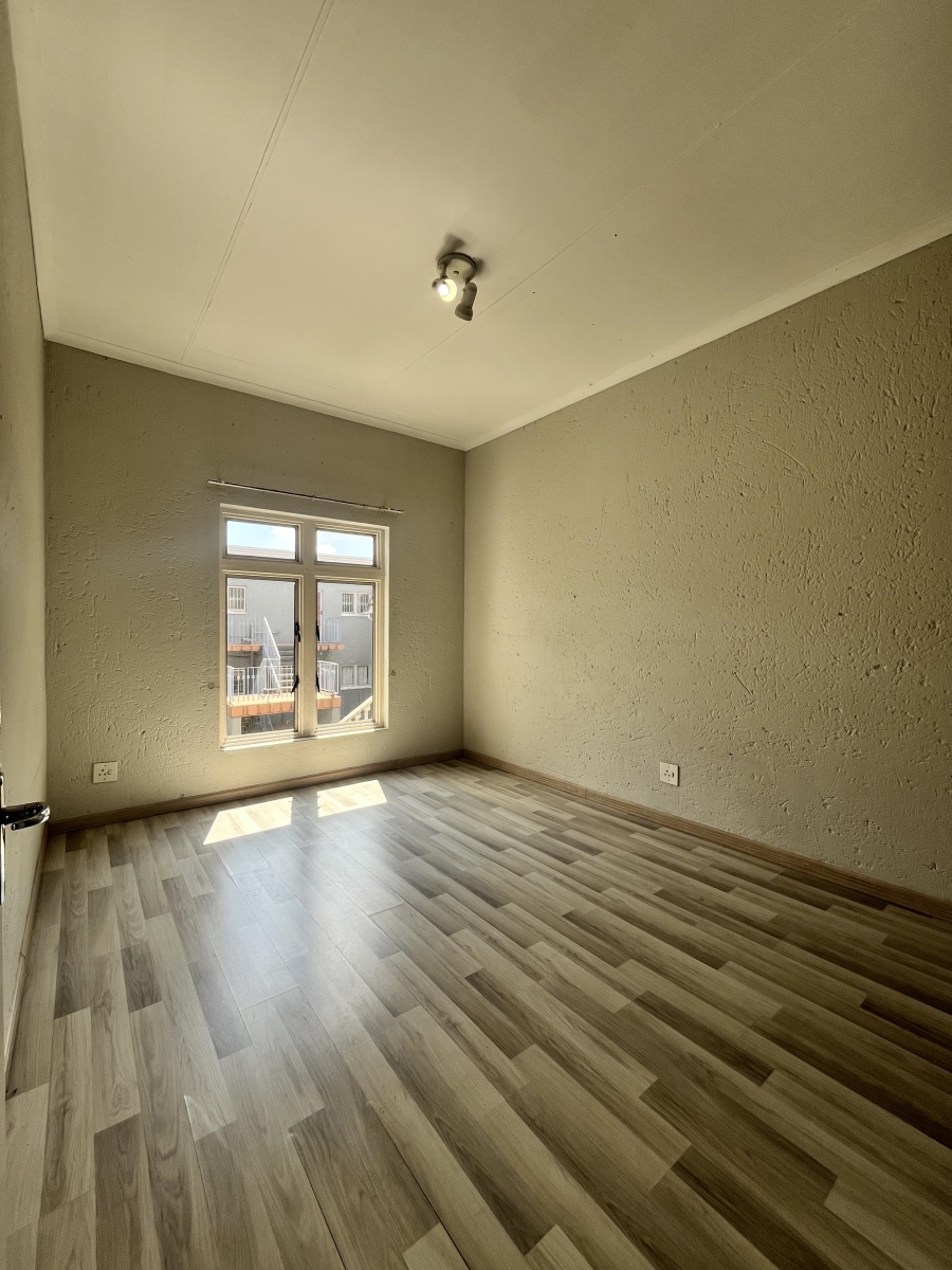 2 Bedroom Property for Sale in Montgomery Park Gauteng